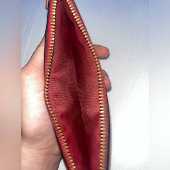 Coach red zip up coin purse EUC - Picture 4 of 7